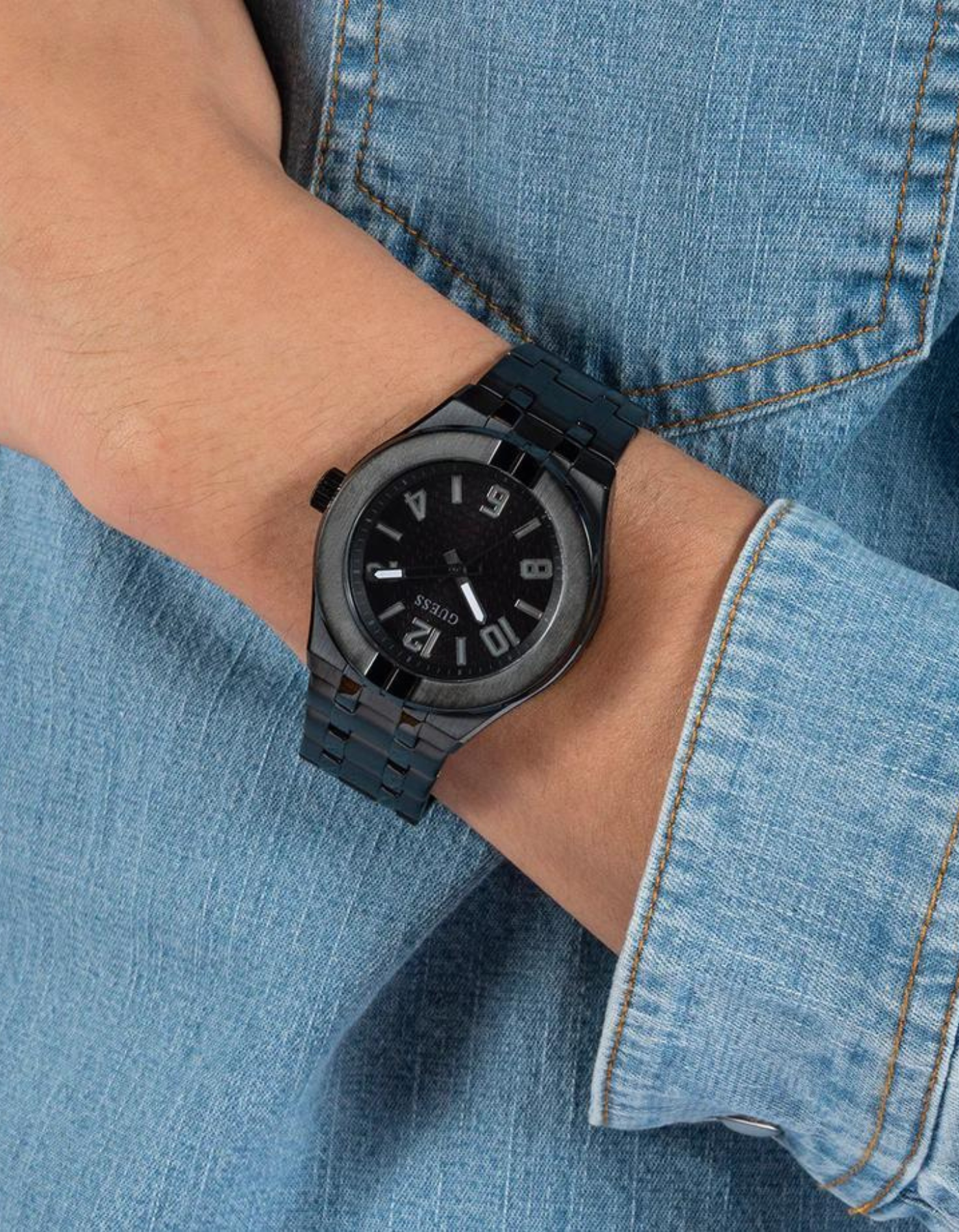 GUESS Men's Black Analog Watch