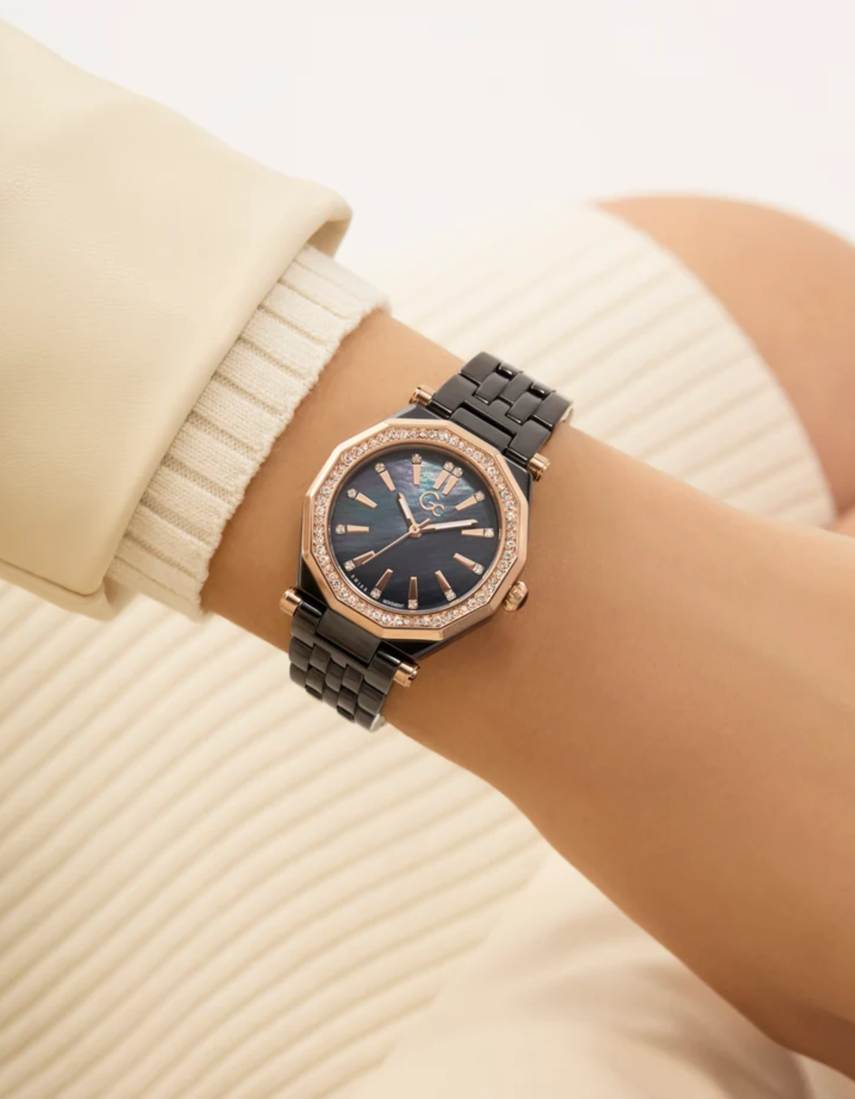 Gc Gleam Mid-Size Ceramic