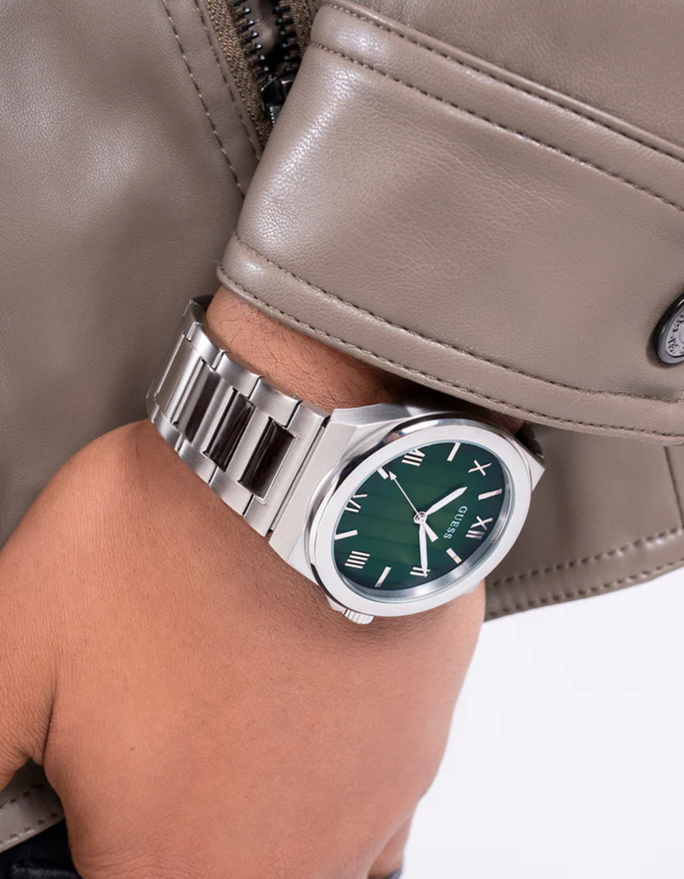 Guess Men's Silver Tone Analog Watch