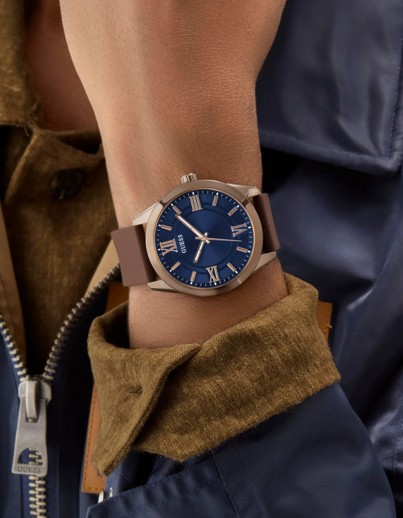 Guess Elliot Blue Round Dial Analog Men's Watch
