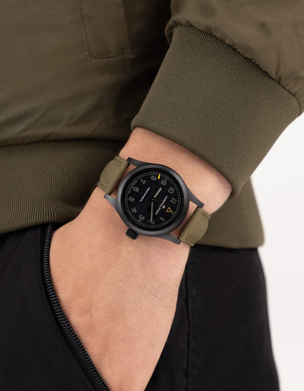 Khaki Field Mechanical 38mm Call of Duty Modern Warfare 4 "limited Edition"