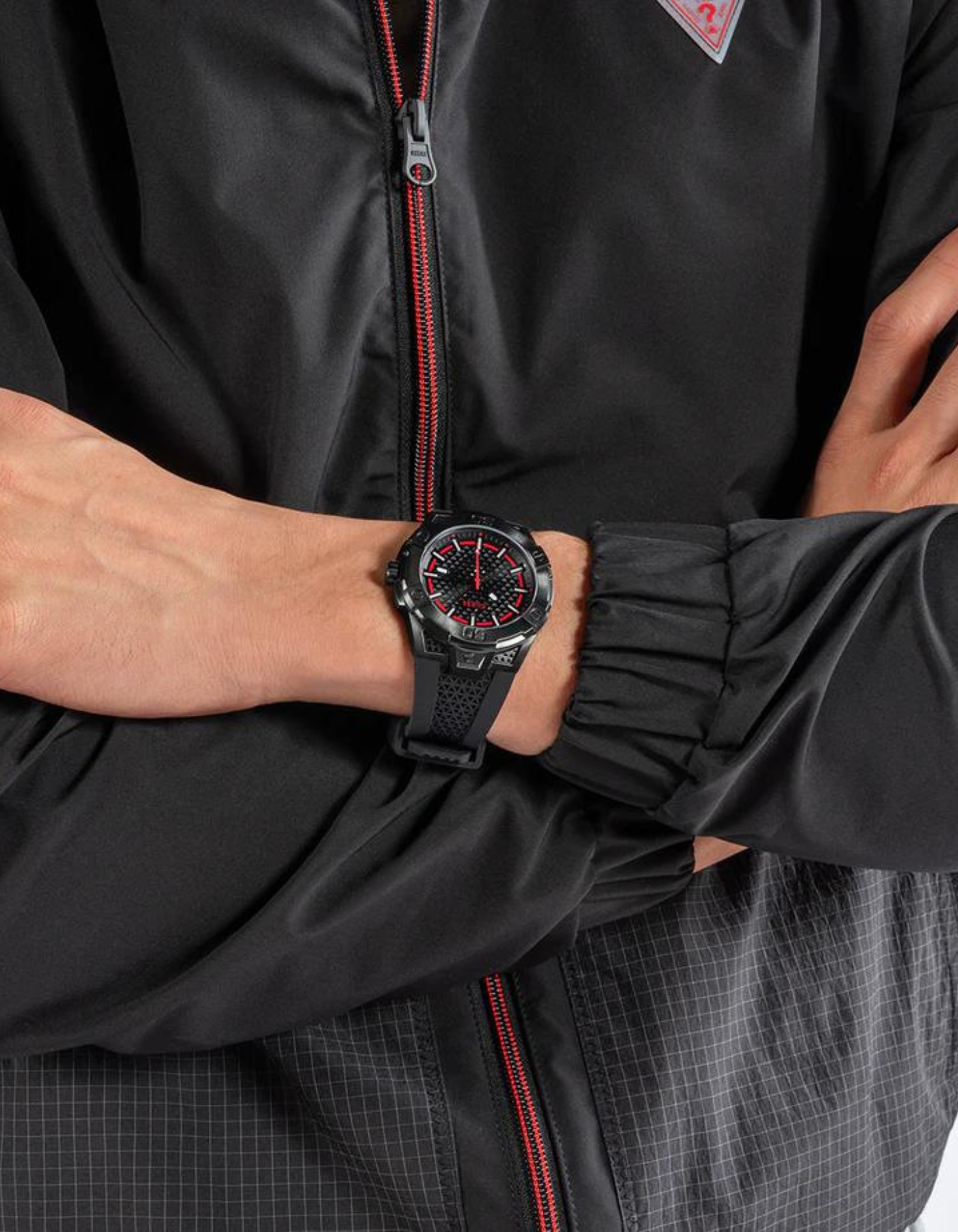 GUESS Men's Black Analog Watch