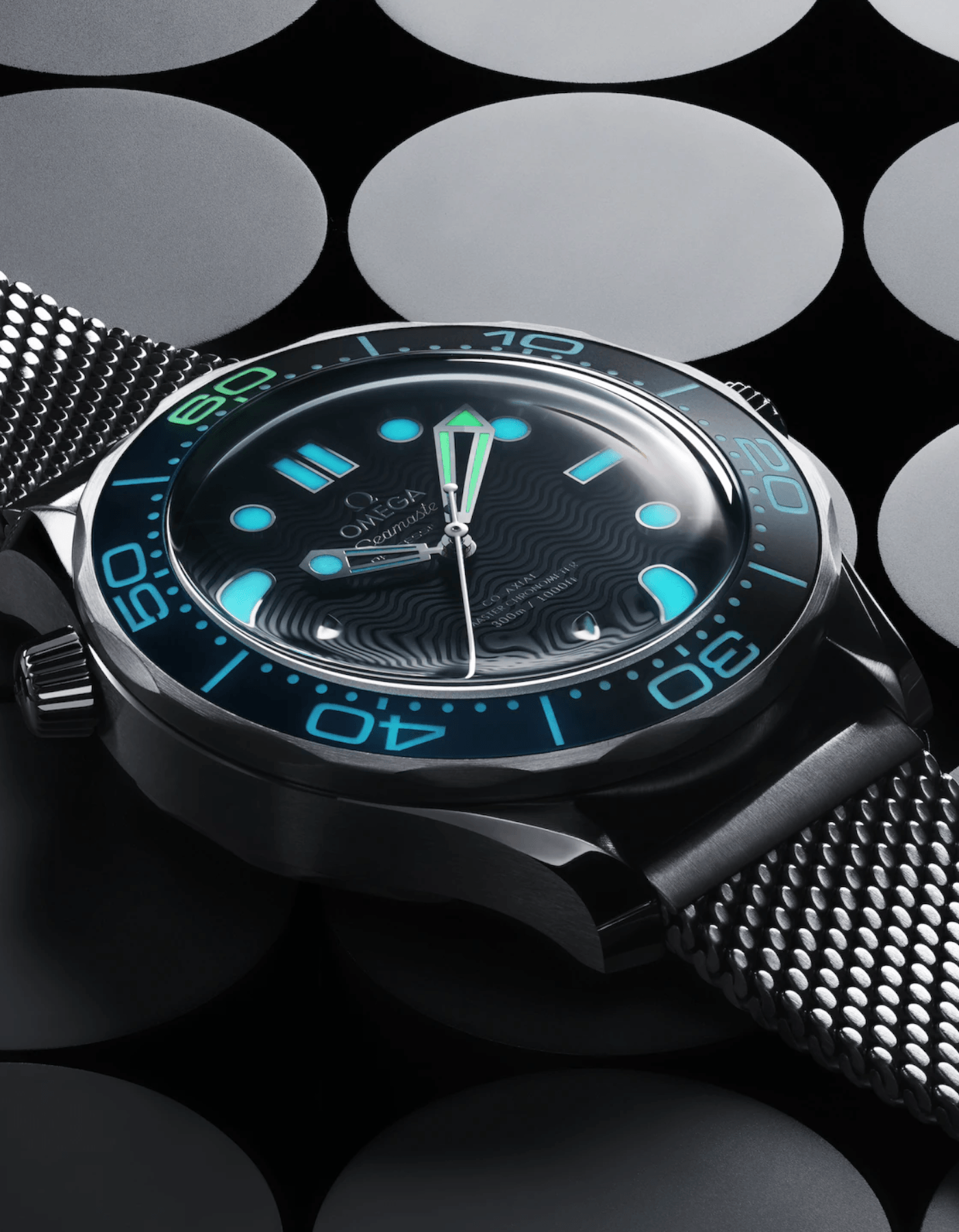 SEAMASTER DIVER 300M CO‑AXIAL MASTER CHRONOMETER 42 MM "JAMES BOND 60TH ANNIVERSARY"