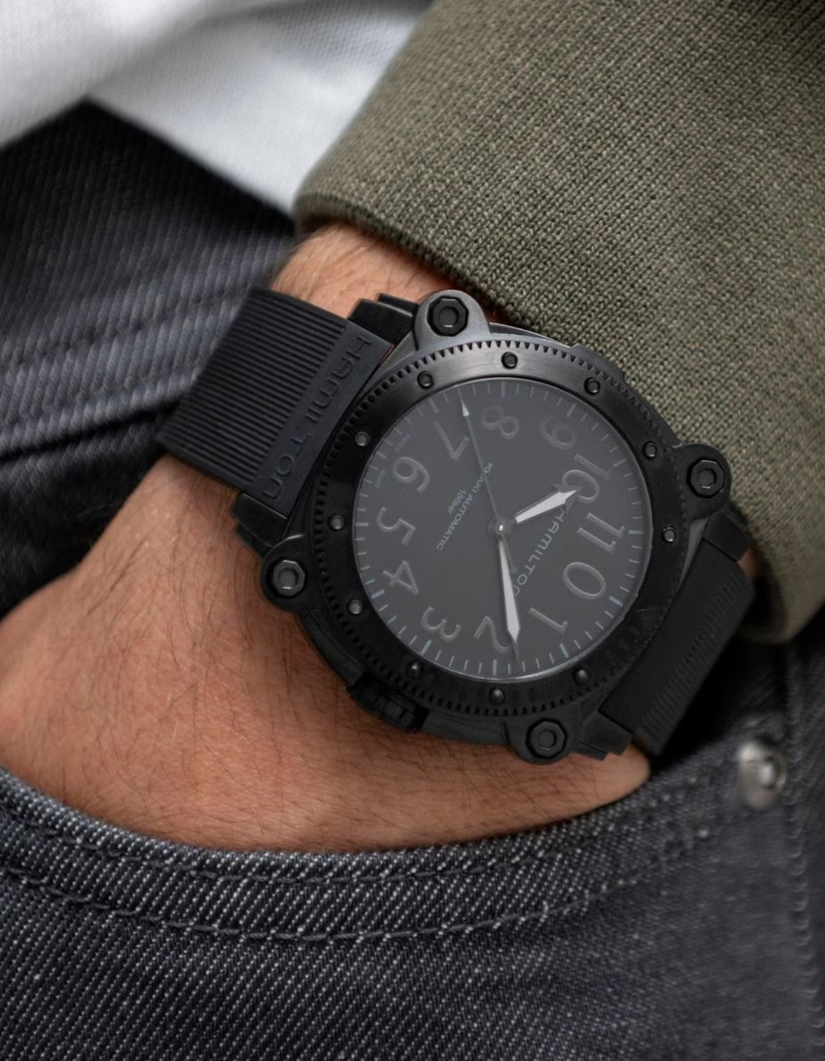 Hamilton Khaki Navy Belowzero Auto Titanium "Featured in Tenet (2020)"