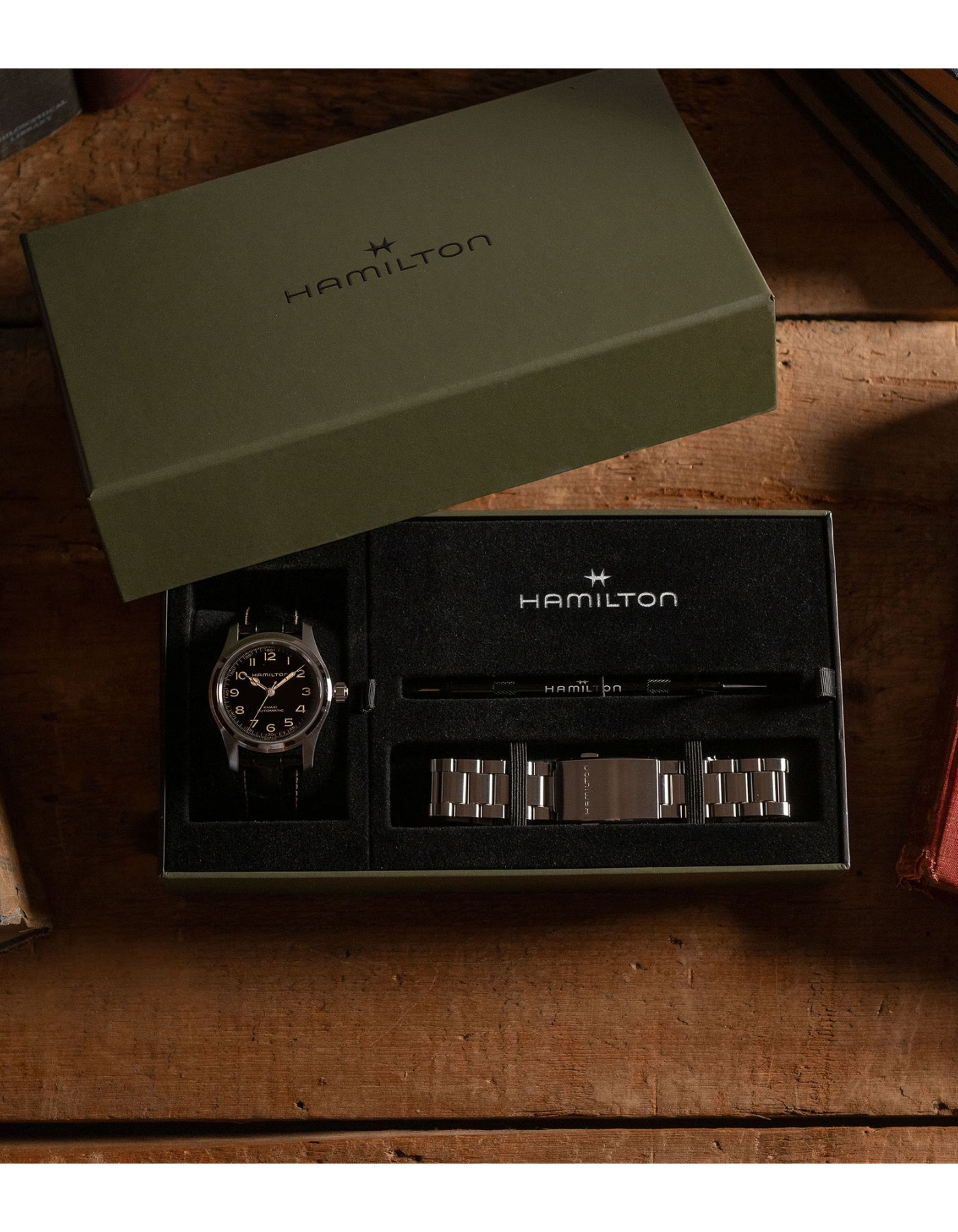 Hamilton Khaki Field Murph Auto 42mm Bracelet Bundle "Featured in Interstellar"